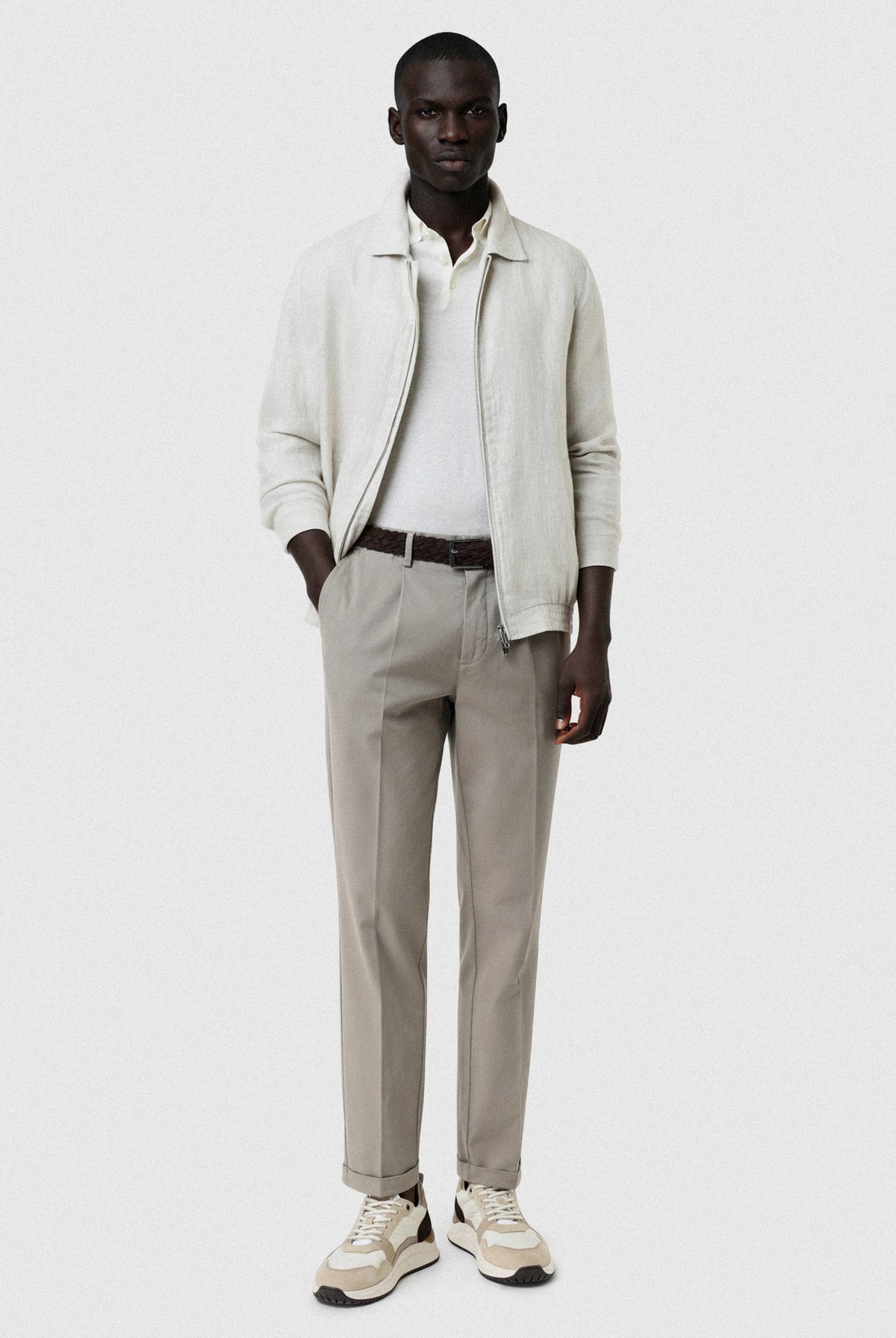Light Brown (AI)