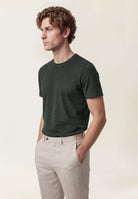 Dark Green (AI)