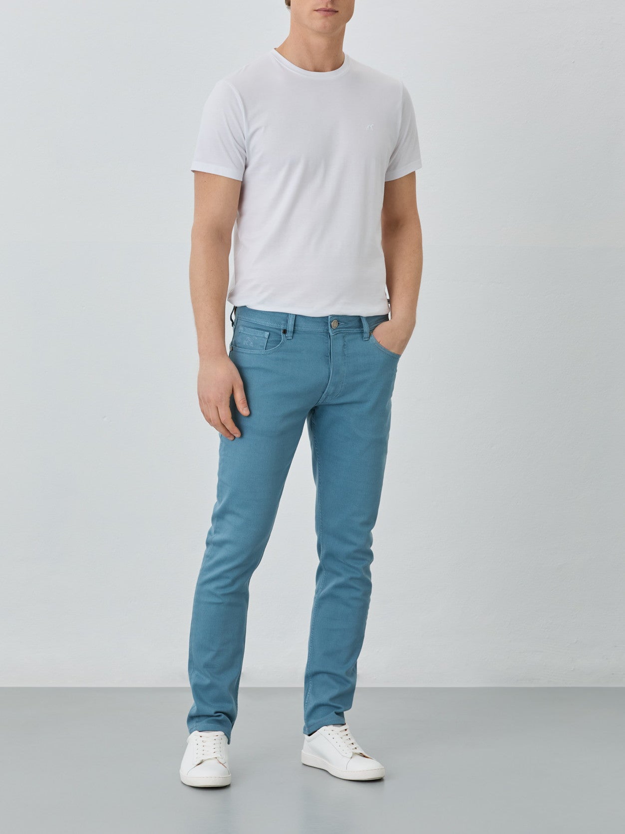 Medium Blue