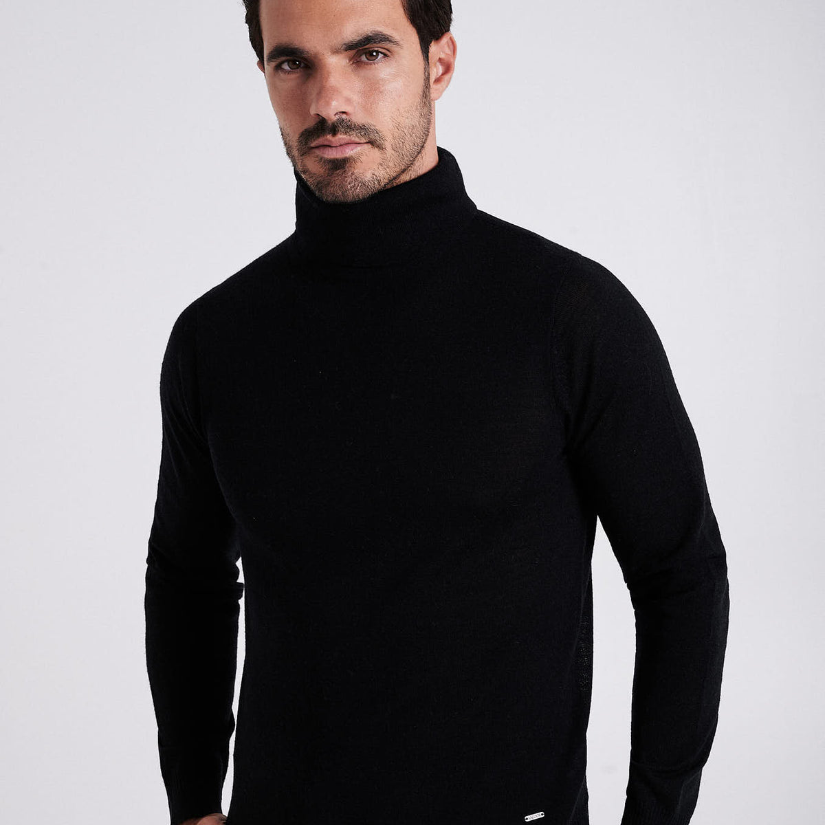 Men's extrafine merino wool turtleneck sweater – Sacoor Brothers