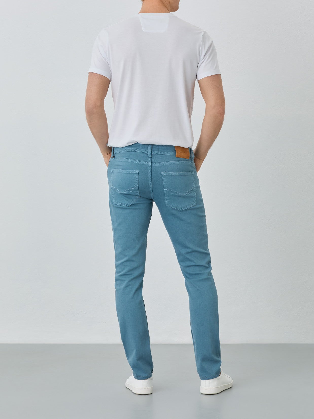Medium Blue