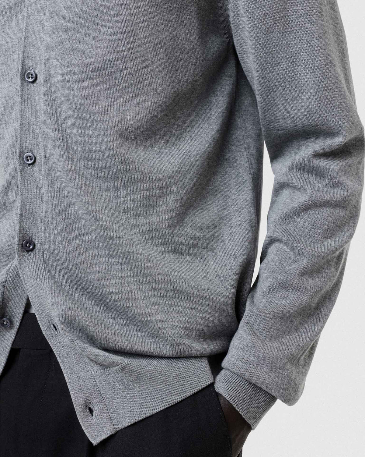 Mix Grey (AI)